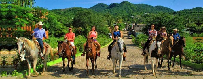 Caballos - horseback riding in Riviera Nayarit Mexico